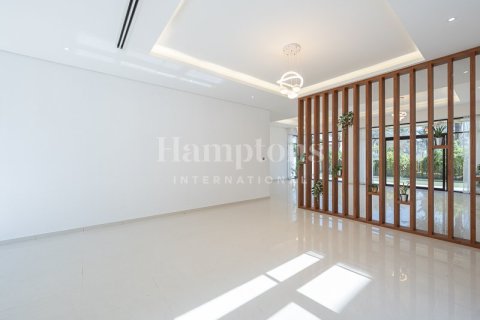 Снять в аренду виллу в DAMAC Hills (Akoya by DAMAC), Дубай: 5 спален, 640.00876700м², № 63587 - фото 15