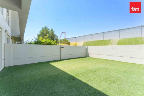 Купить таунхаус в Дубае: 3 спальни, 181.3м², № 40613 - фото 4