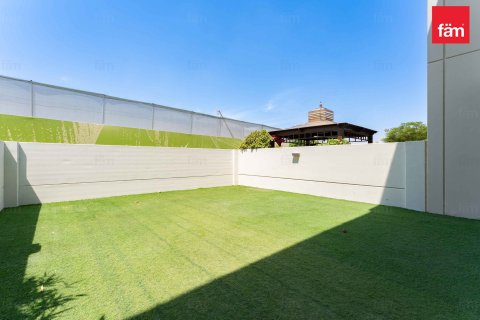 Купить таунхаус в Дубае: 3 спальни, 181.3м², № 40613 - фото 21