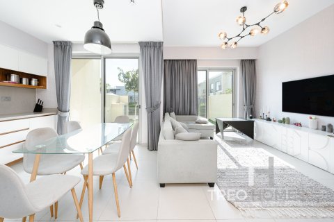 Townhouse in Arabian Ranches 2, Dubai 3 bedrooms, 185 sq.m. № 16807 - photo 5