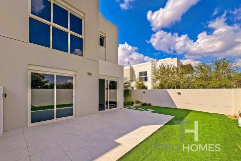 Townhouse in Mudon, Dubai 4 bedrooms, 270 sq.m. № 16805 - photo 8