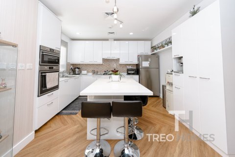 Townhouse in Casa Dora, Serena, Dubai 3 bedrooms, 213 sq.m. № 16801 - photo 6