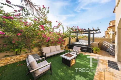 Townhouse in Casa Dora, Serena, Dubai 3 bedrooms, 213 sq.m. № 16801 - photo 16