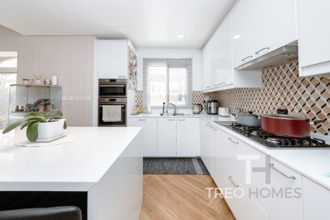 Townhouse in Casa Dora, Serena, Dubai 3 bedrooms, 213 sq.m. № 16801 - photo 8