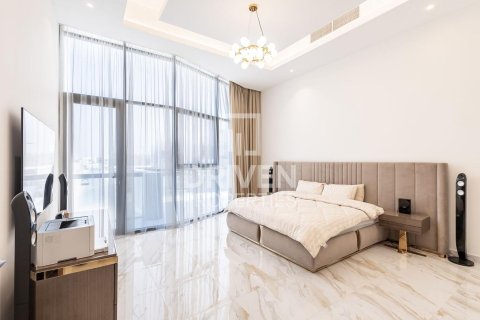 Снять в аренду виллу в Nad Al Sheba 1, Nadd Al Sheba, Дубай: 5 спален, 632м², № 20544 - фото 22