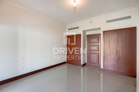 Apartment in Golden Mile, Palm Jumeirah, Dubai 3 bedrooms, 225 sq.m. № 20546 - photo 5
