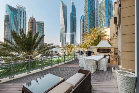 Villa en Dubai Marina, Dubai, 3 dormitorios, 464 m², № 20542 - foto 18