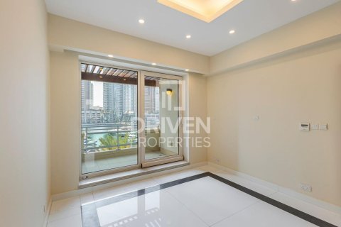 Villa en Dubai Marina, Dubai, 3 dormitorios, 464 m², № 20542 - foto 3