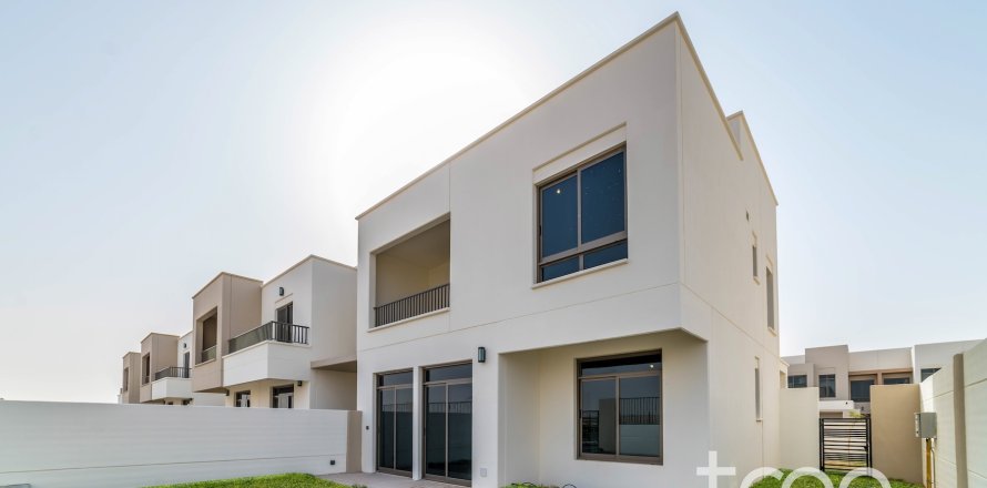 Adosado en Hayat Townhouses, Town Square, Dubai, 4 dormitorios, 224.83 m², № 138046