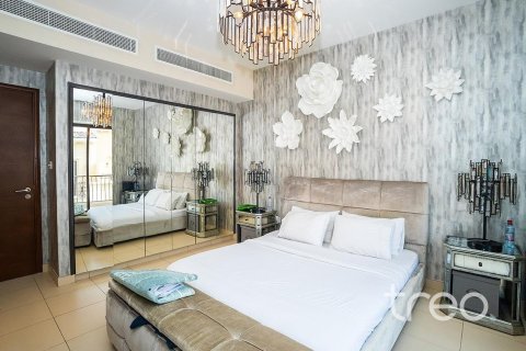 Townhouse in Reem, Dubai 3 bedrooms, 221.57 sq.m. № 138047 - photo 9