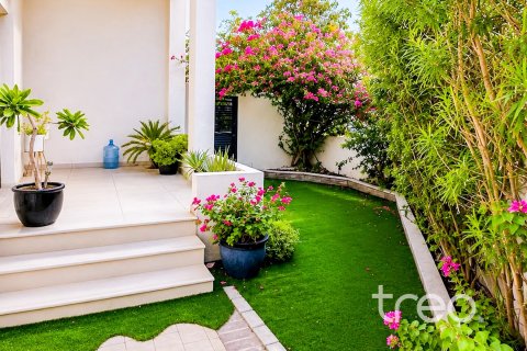 Adosado en Noor Townhouses, Town Square, Dubai, 4 dormitorios, 219.9 m², № 138045 - foto 10