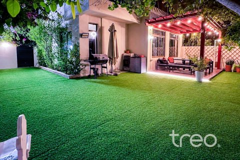Adosado en Noor Townhouses, Town Square, Dubai, 4 dormitorios, 219.9 m², № 138045