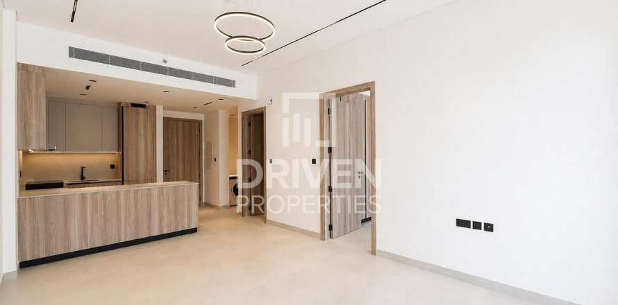 Apartment in Dubai Studio City, Dubai 1 bedroom, 79.9 sq.m. № 126842