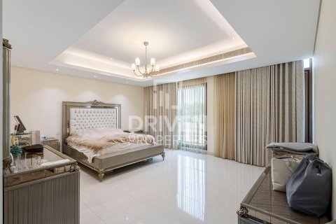 Villa in Meydan, Dubai 4 bedrooms, 219.34 sq.m. № 126834 - photo 9