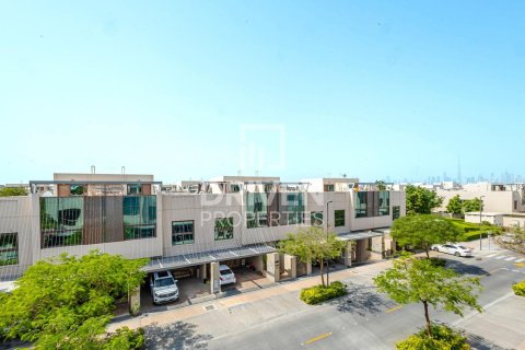 Villa in Meydan, Dubai 4 bedrooms, 219.34 sq.m. № 126834 - photo 23