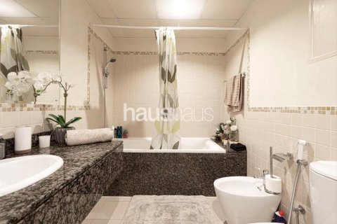 Apartment in Bahar, Jumeirah Beach Residence, Dubai 1 bedroom, 72 sq.m. № 44583 - photo 13