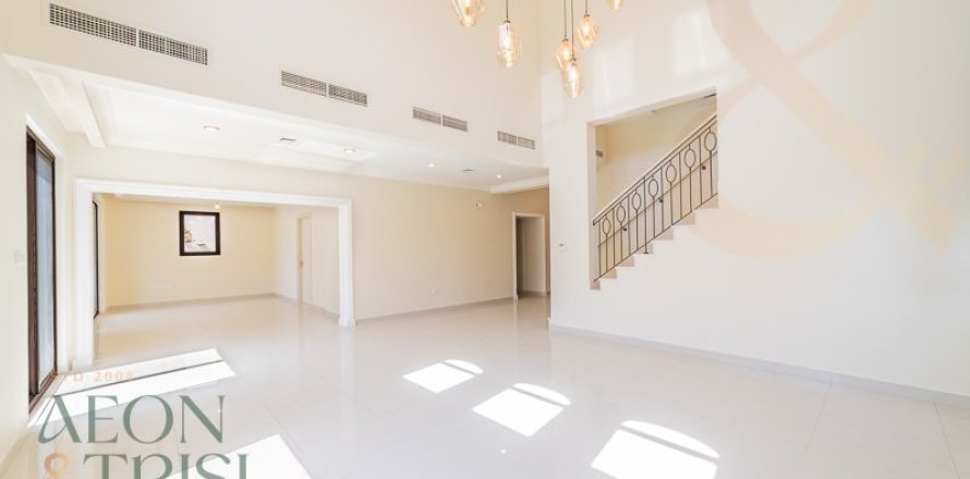 Вилла в Rosa, Arabian Ranches 2, Дубай, 4 спальни, 640м², № 60774