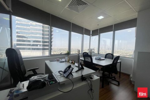 Office in Dubai 228.7 sq.m. № 50027 - photo 16