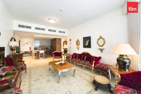 Apartment in Downtown Dubai (Downtown Burj Dubai), Dubai 3 bedrooms, 190.4 sq.m. № 50028 - photo 1