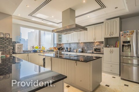 Купить дуплекс в Джумейра Бич Резиденс, Дубай: 4 спальни, № 2419 - фото 13
