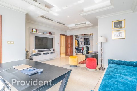 Купить дуплекс в Джумейра Бич Резиденс, Дубай: 4 спальни, № 2419 - фото 24
