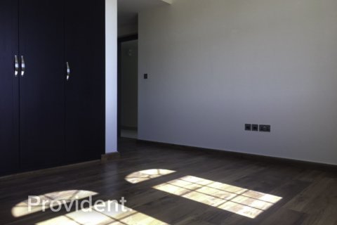 Villa en Jumeirah Park, Dubai, 3 dormitorios, № 2417 - foto 10