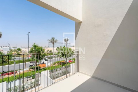 Villa in The Valley, Dubai 4 bedrooms, 257 sq.m. № 66601 - photo 19