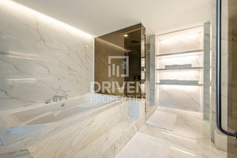 Apartment in DIFC, Dubai 1 bedroom, 121 sq.m. № 18831 - photo 10