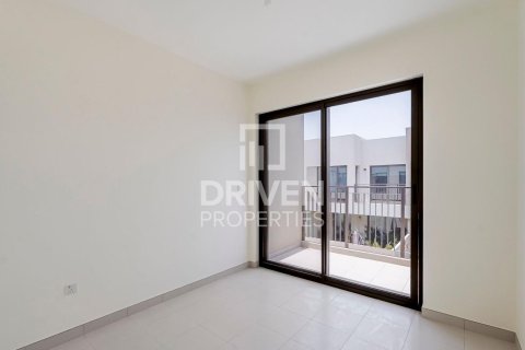 Villa en EMAAR South, Dubai South (Dubai World Central), Dubai, 3 dormitorios, 137.78 m², № 127819 - foto 9