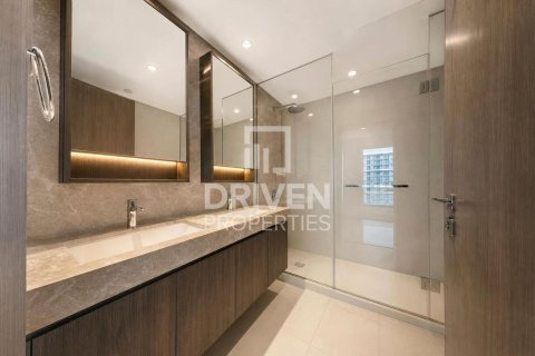 Apartment in EMAAR Beachfront, Dubai Harbour, Dubai 2 bedrooms, 116.96 sq.m. № 127823 - photo 17