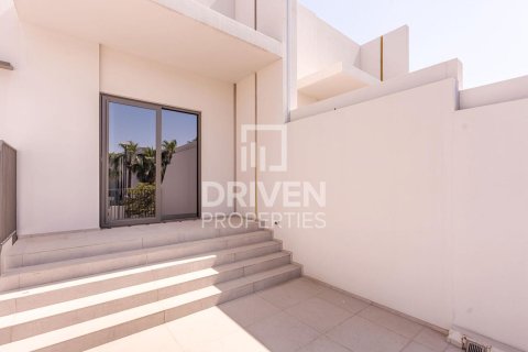 Townhouse in Mohammed Bin Rashid City, Dubai 2 bedrooms, 133.78 sq.m. № 127824 - photo 18