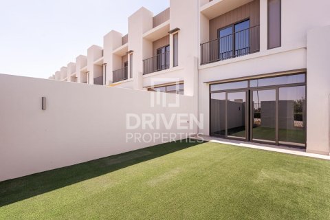 Townhouse in Mohammed Bin Rashid City, Dubai 2 bedrooms, 133.78 sq.m. № 127824 - photo 12