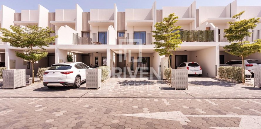 Townhouse in Mohammed Bin Rashid City, Dubai 2 bedrooms, 133.78 sq.m. № 127824