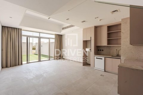 Townhouse in Mohammed Bin Rashid City, Dubai 2 bedrooms, 133.78 sq.m. № 127824 - photo 2