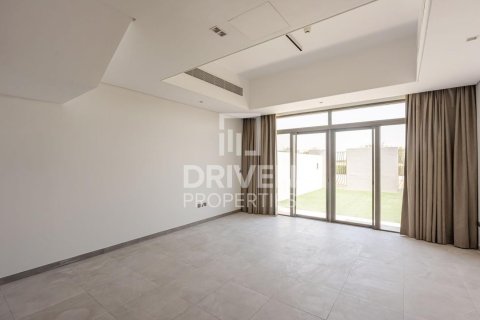 Townhouse in Mohammed Bin Rashid City, Dubai 2 bedrooms, 133.78 sq.m. № 127824 - photo 3