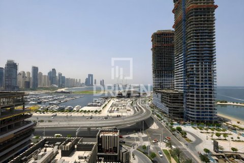 Apartment in EMAAR Beachfront, Dubai Harbour, Dubai 2 bedrooms, 119.1 sq.m. № 127820 - photo 14