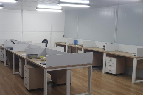 Almacén en Maritime City, Dubai, 1532.9 m², № 7094 - foto 1