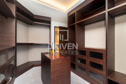 Apartment in The Address Sky View Towers, Downtown Dubai (Downtown Burj Dubai), Dubai 3 bedrooms, 188 sq.m. № 7365 - photo 22