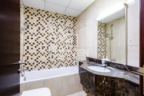 Apartment in Al Furjan, Dubai 2 bedrooms, 131 sq.m. № 7364 - photo 11