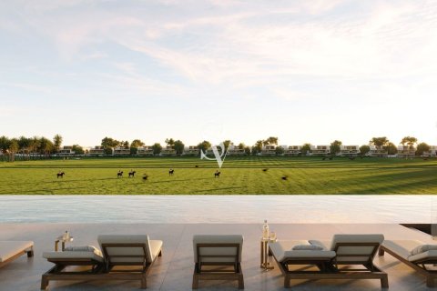 Villa en Dubai Investment Park, Dubai, 4 dormitorios, 336 m², № 70175 - foto 1