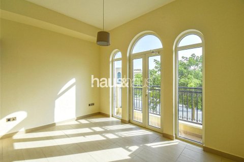Villa in Jumeirah Park, Dubai 4 bedrooms, 386 sq.m. № 43211 - photo 8