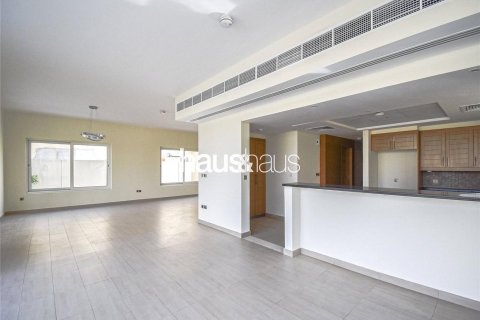 Villa in Jumeirah Park, Dubai 4 bedrooms, 386 sq.m. № 43211 - photo 3