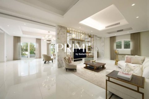 Villa en Jumeirah Golf Estates, Dubai, 5 dormitorios, 836 m², № 24312 - foto 28