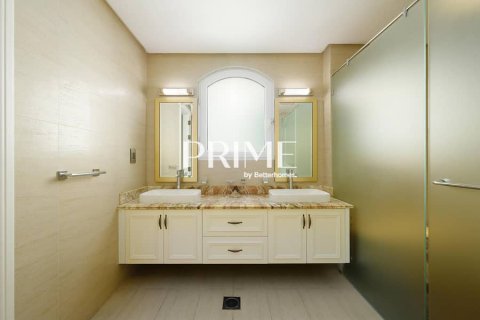 Villa en Jumeirah Golf Estates, Dubai, 5 dormitorios, 836 m², № 24312 - foto 4