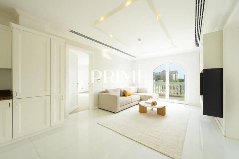 Villa en Jumeirah Golf Estates, Dubai, 5 dormitorios, 836 m², № 24312 - foto 6