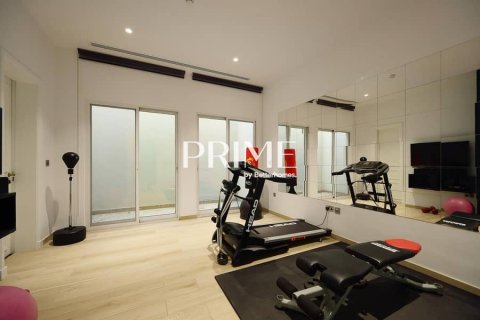 Villa en Jumeirah Golf Estates, Dubai, 5 dormitorios, 836 m², № 24312 - foto 10