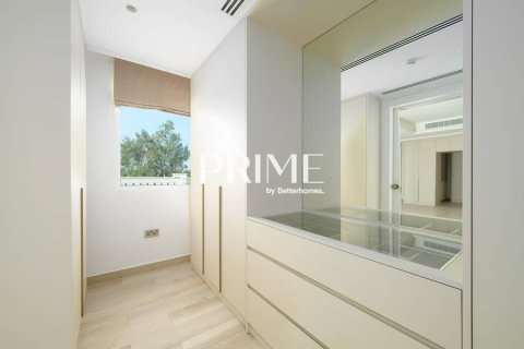 Villa en Jumeirah Golf Estates, Dubai, 5 dormitorios, 836 m², № 24312 - foto 3