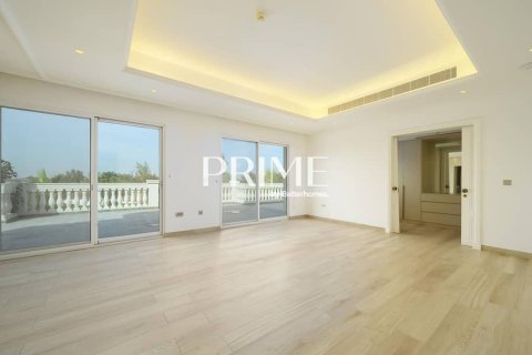 Villa en Jumeirah Golf Estates, Dubai, 5 dormitorios, 836 m², № 24312 - foto 5