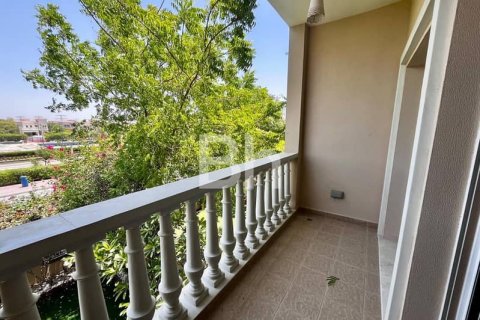 Townhouse in Jumeirah Village Triangle, Dubai 2 bedrooms, 279 sq.m. № 24311 - photo 2