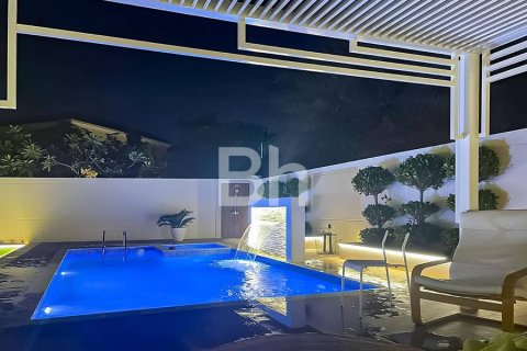 Villa in Jumeirah Park, Dubai 3 bedrooms, 144 sq.m. № 24314 - photo 4